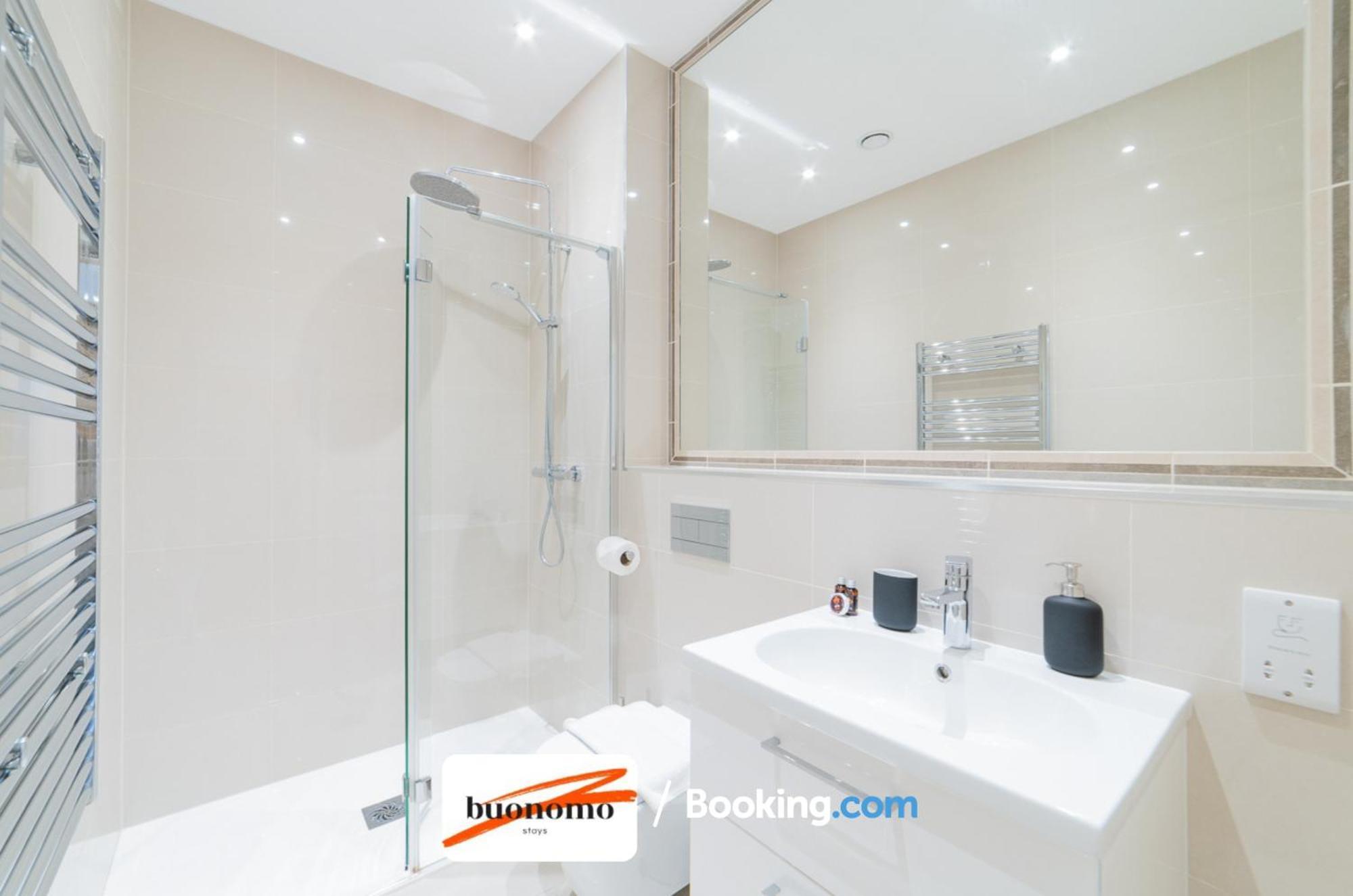 Two Bedroom Apartment At Buonomo Stays Short Lets & Serviced Accommodation Close To Wimbledon Tennis Courts London Luaran gambar